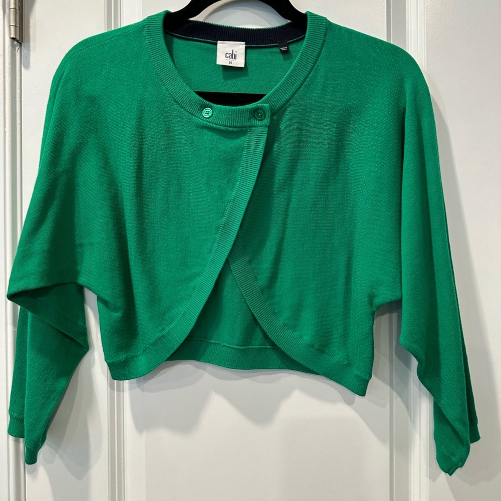 CAbi green Piccolo shrug, size M